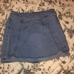 Pac sun skirt!